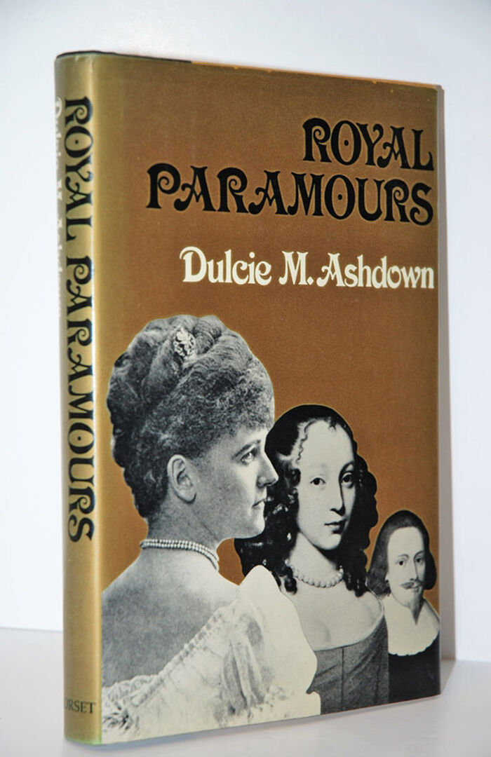 ROYAL PARAMOURS Image