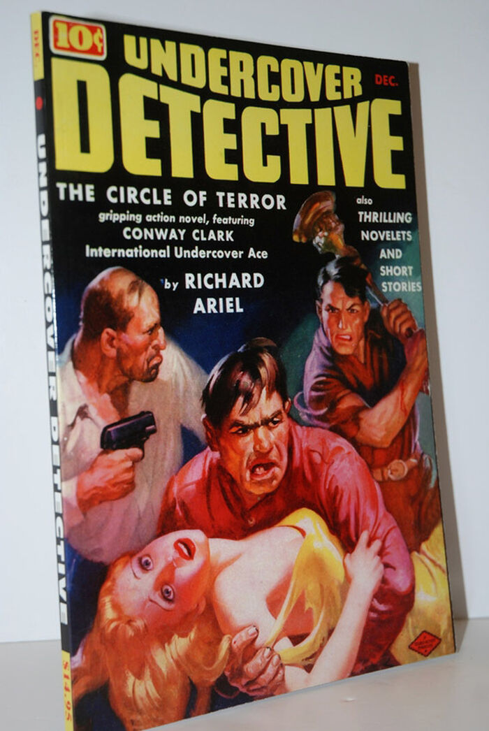 Undercover Detective Image