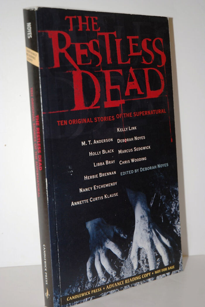 The Restless Dead  Ten Original Stories of the Supernatural Image