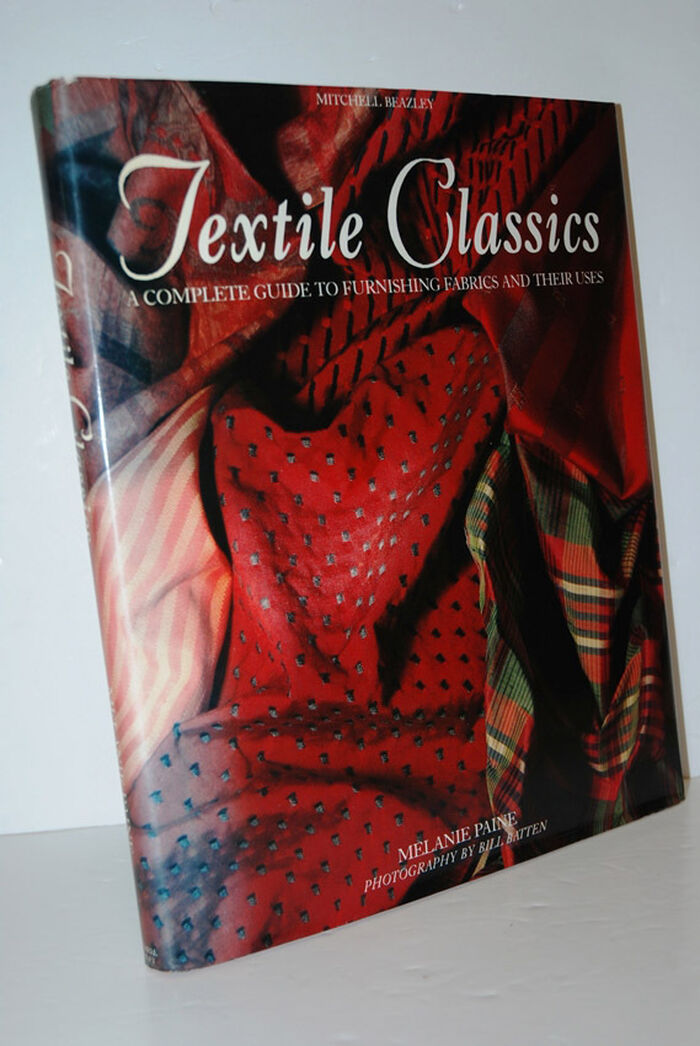 Textile Classics A Complete Portfolio of Furnishing Fabrics Image
