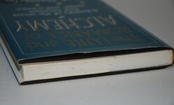 The Lure and Romance of Alchemy A History of the Secret Link between Magic Additional Image