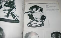 Flying-Headgear-Of-The-World--1934-1945 Additional Image